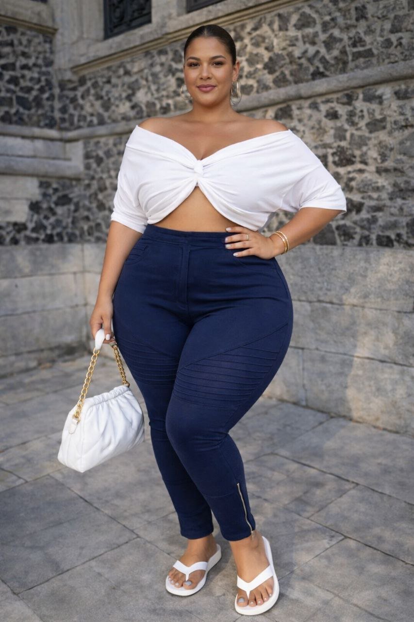 PANTALÓN SKINNY ESTRUCTURADO CON COSTURAS DIAGONALES