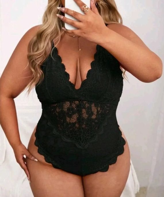 BODY LENCERO TEDDY CON ENCAJE FLORAL DE TIRAS CRUZADA