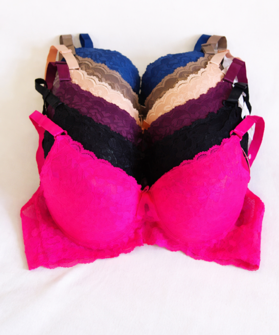 SOSTÉN CON DETALLES DE BLONDA