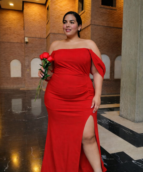 VESTIDO LARGO ELEGANTE HOMBROS DESCUBIERTOS