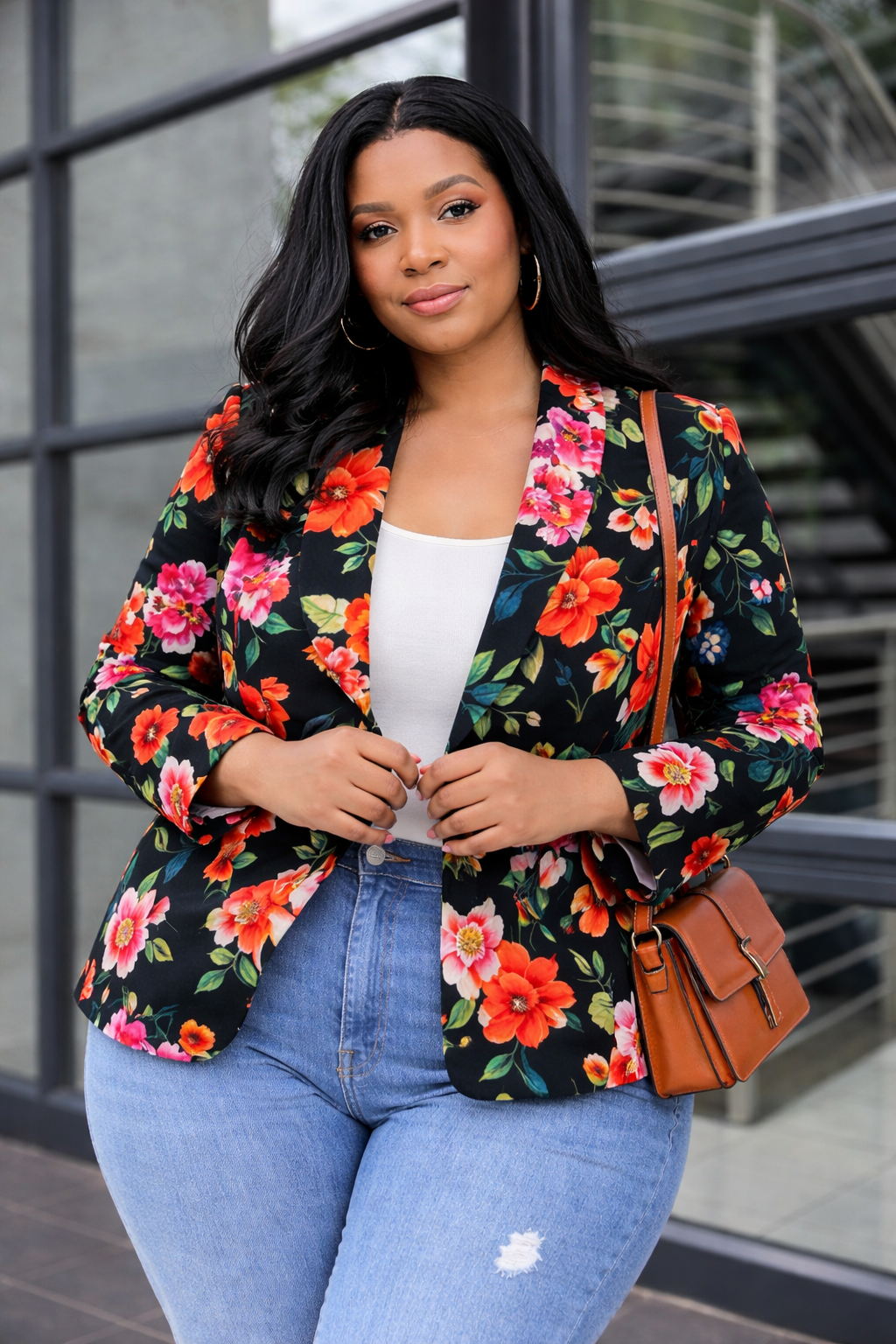 BLAZER NEGRO CON ESTAMPADO FLORAL