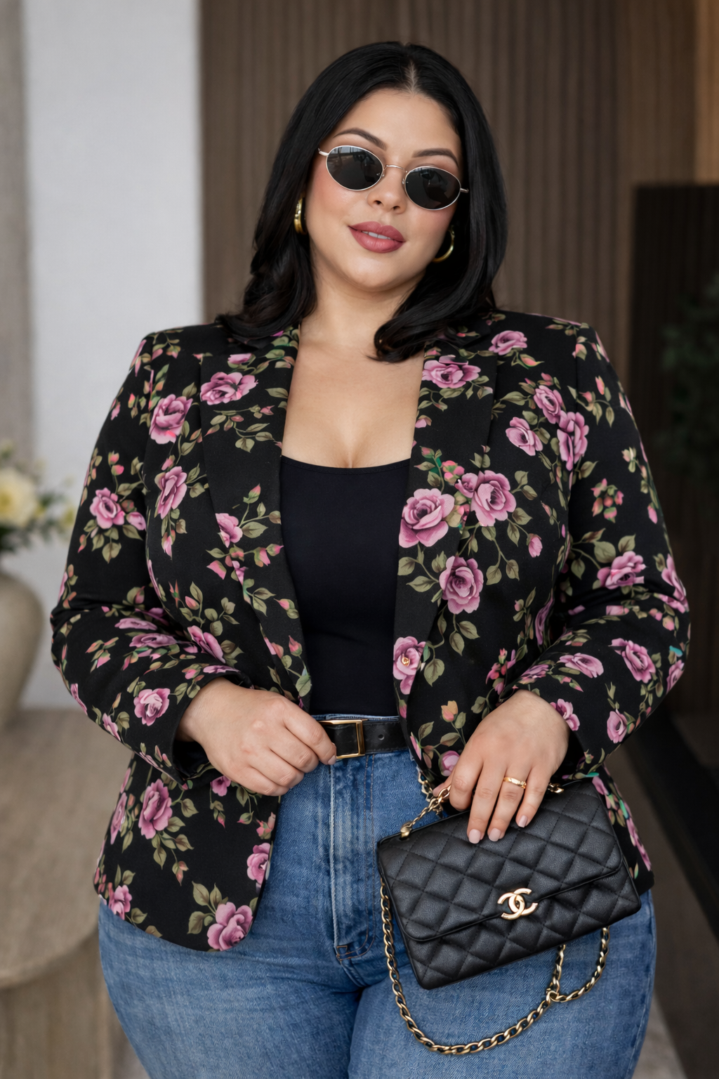 BLAZER NEGRO CON ESTAMPADO FLORAL ROSA