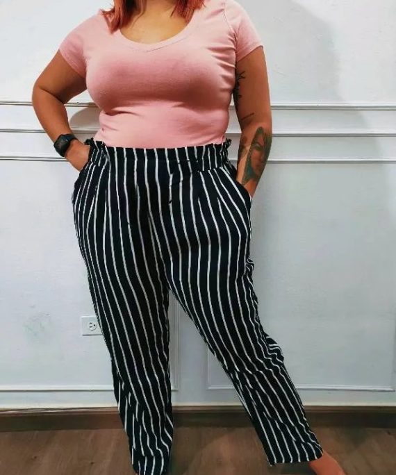 PANTALON CULOTTE BOTA RECTA DE LINEAS VERTICALES
