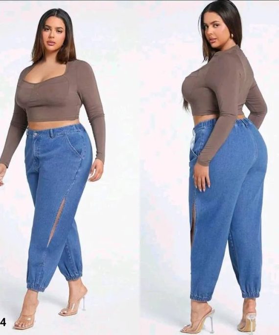 MOM JEANS ALADDIN CON ABERTURA A LOS LADOS