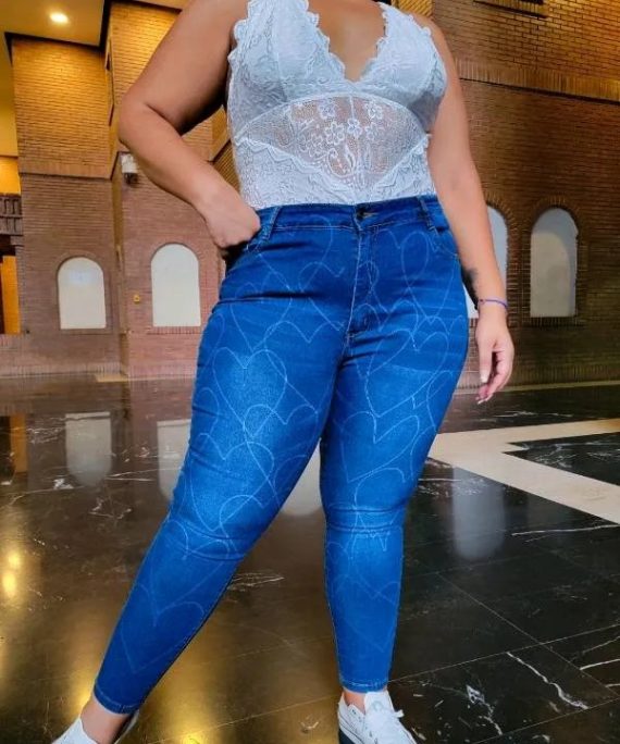 JEANS SKINNY ESTAMPADO CORAZON