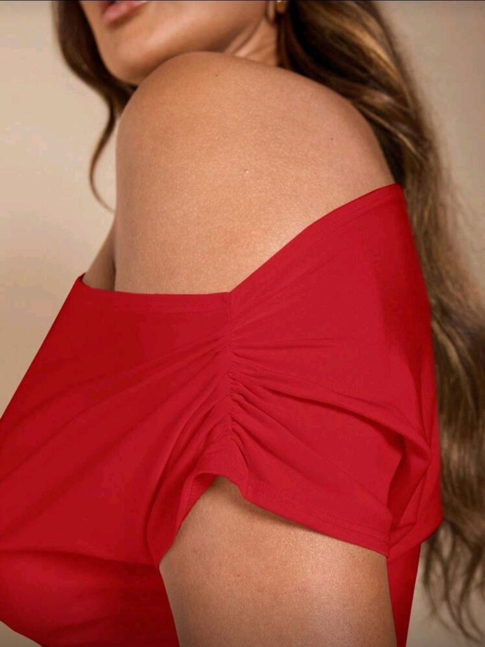 BLUSA ASIMÉTRICA DE UN SOLO
HOMBRO ONE SHOULDER - Imagen 2