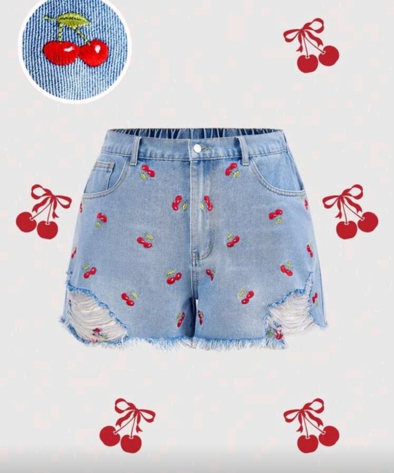 SHORT DENIM CON BORDADO DE CEREZAS