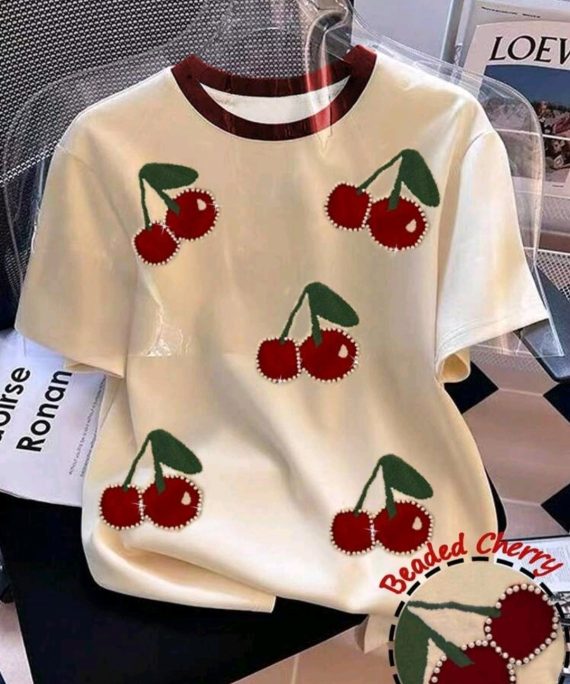 FRANELA CON ESTAMPADO DE CEREZA