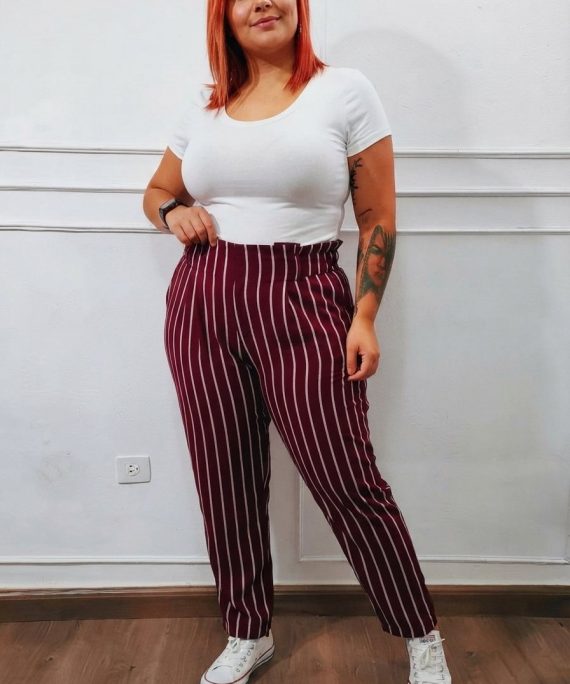 PANTALON CULOTTE BOTA RECTA DE LINEAS VERTICALES