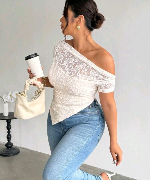 BLUSA ROMANTICA MANGA CORTA