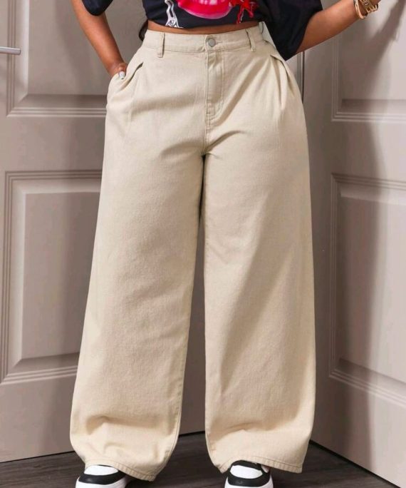 JEANS BOTA ANCHA CON ARRUCHE BOLSILLOS LATERALES